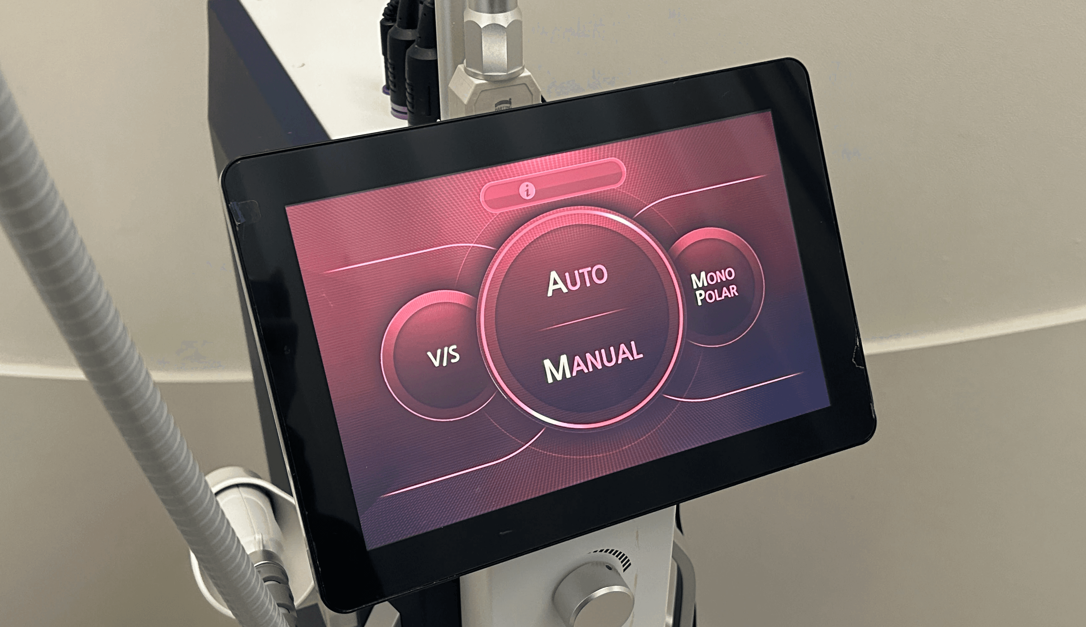 シークレットレーザーで顔の毛穴を引き締める効果